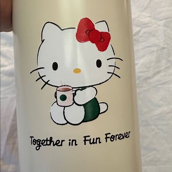 Hello Kitty Starbucks Water Bottle Stainless Steel 20 Oz. Collectible - Picture 3 of 6